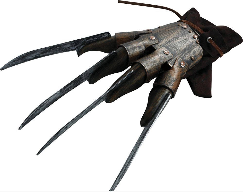 Luva com lâminas do Freddy Krueger